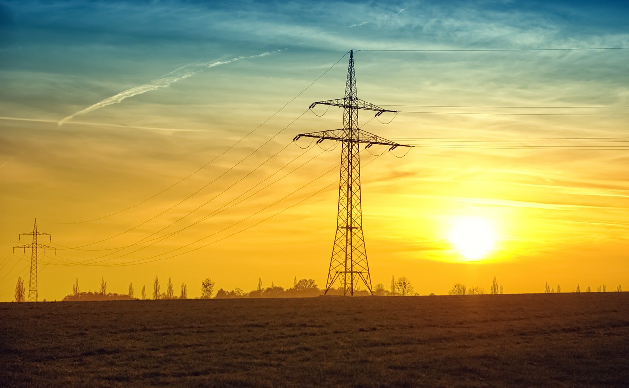 Bezpieczeństwo i trwałość instalacji elektrycznej Bezpieczeństwo i trwałość instalacji elektrycznej